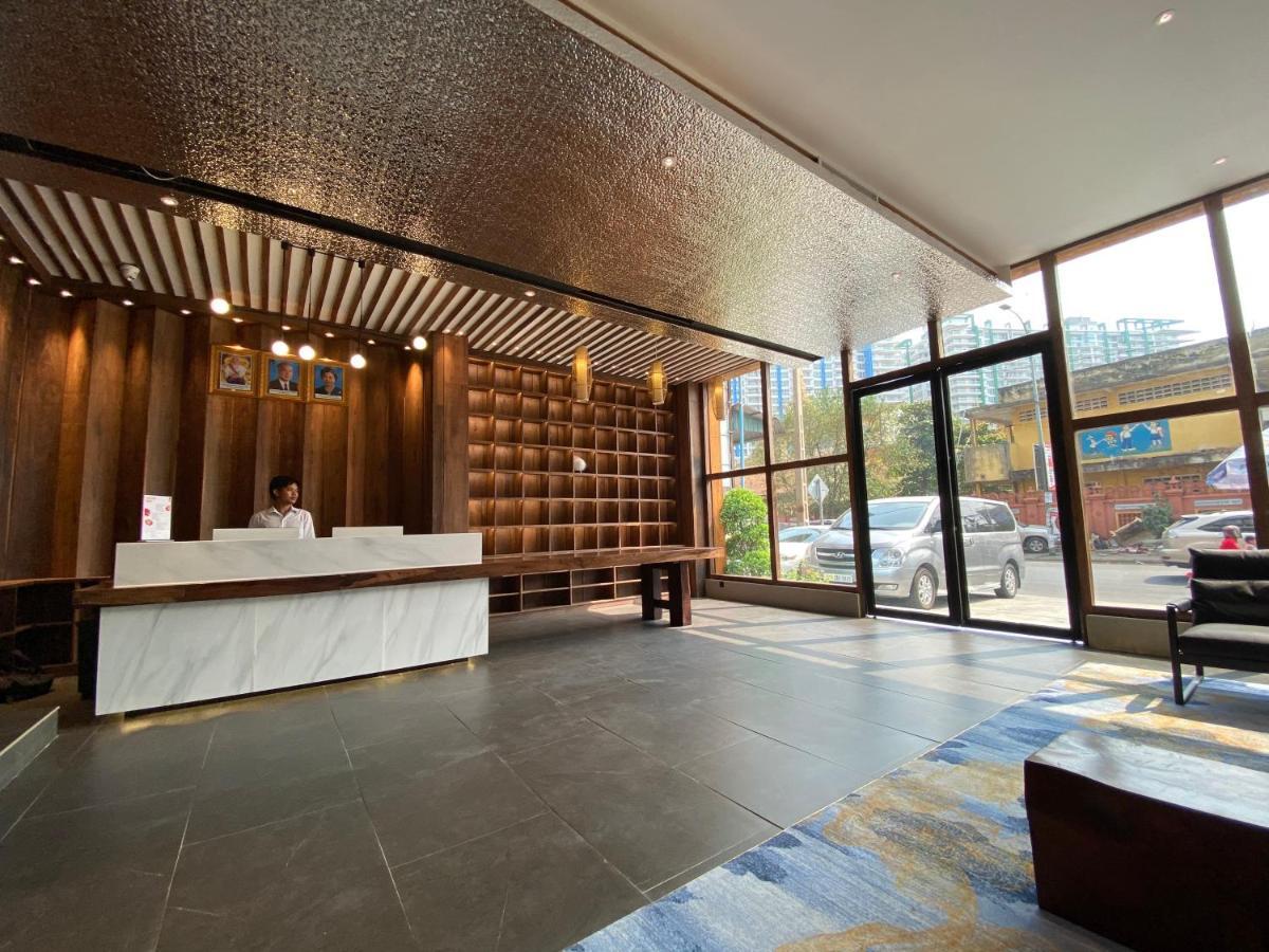 פנום פן Yunfan Hotel מראה חיצוני תמונה